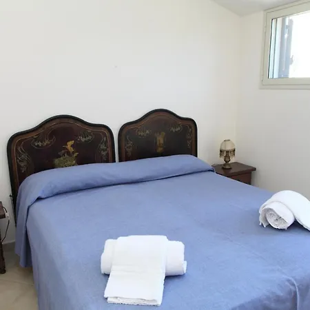 Le Del Zagara Чефалу