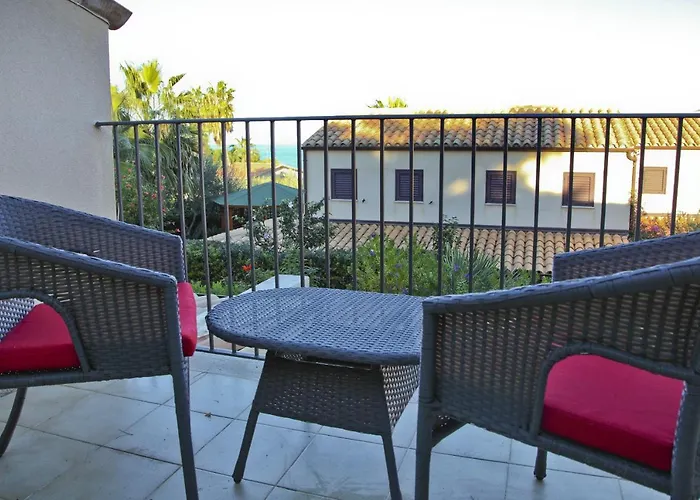 Le Del Zagara * Cefalù